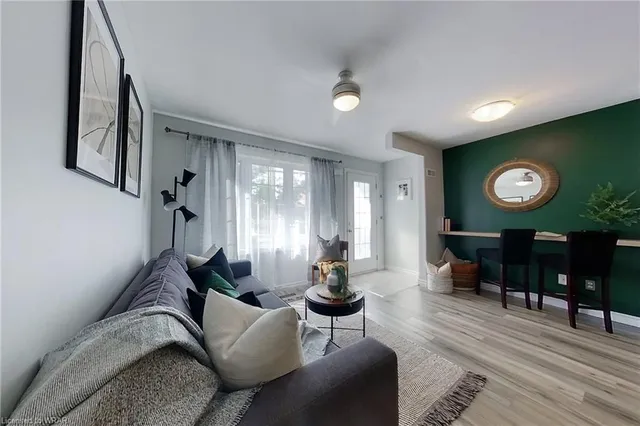 Additional image 14 of 758 Bleams Rd Unit A