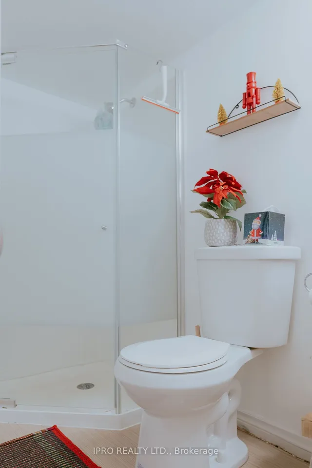 Additional image 19 of 183 Livingstone Ave