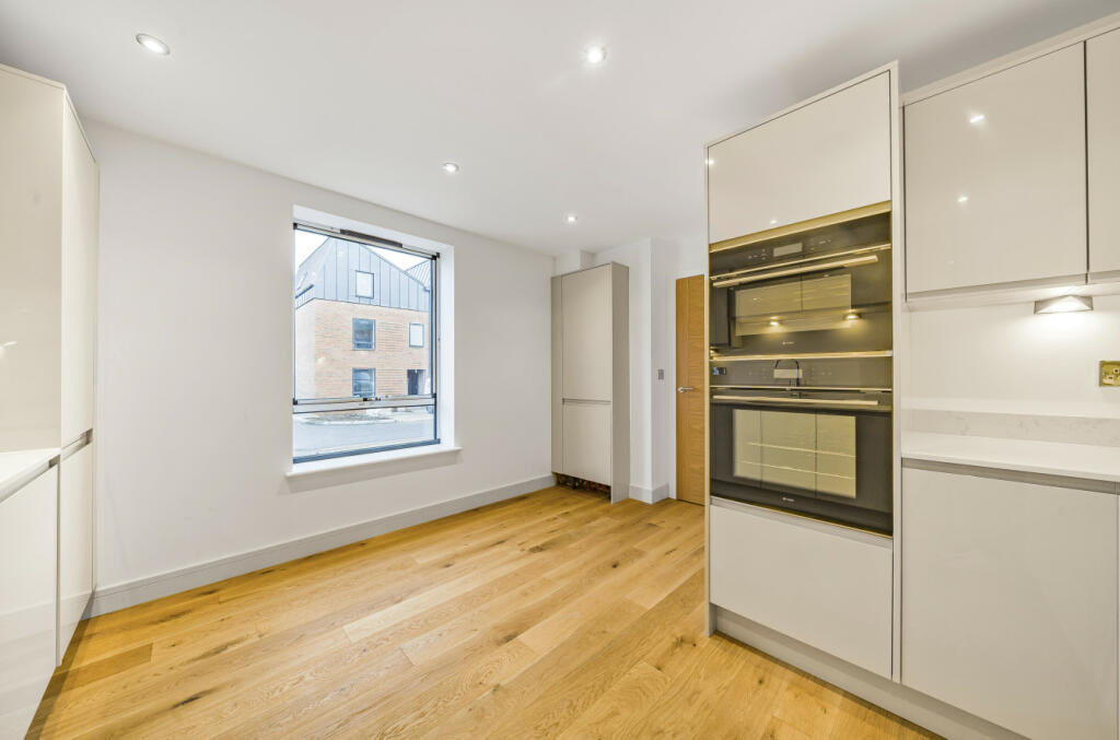 Additional image 6 of Victoria Mews, Frome, BA11