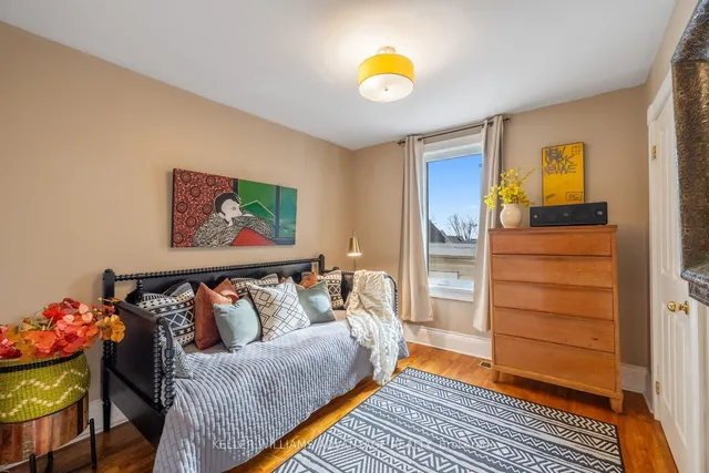 Additional image 23 of 632 Woodbine Ave