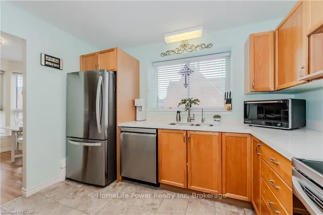 Additional image 13 of 20 ST GEORGE St Unit 302