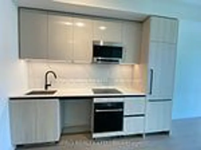 Additional image 4 of 425 Front St Unit 1009