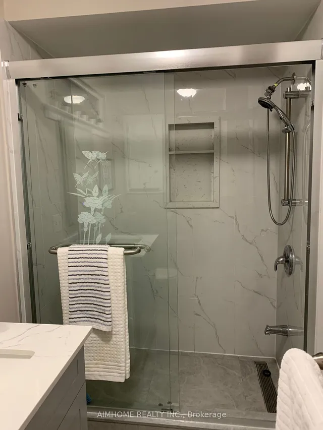 Additional image 21 of 40 Axsmith. Cres