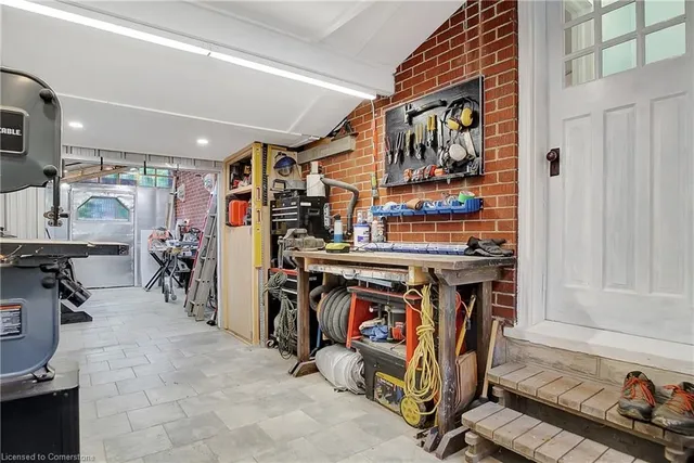 Additional image 31 of 87 Simeon St