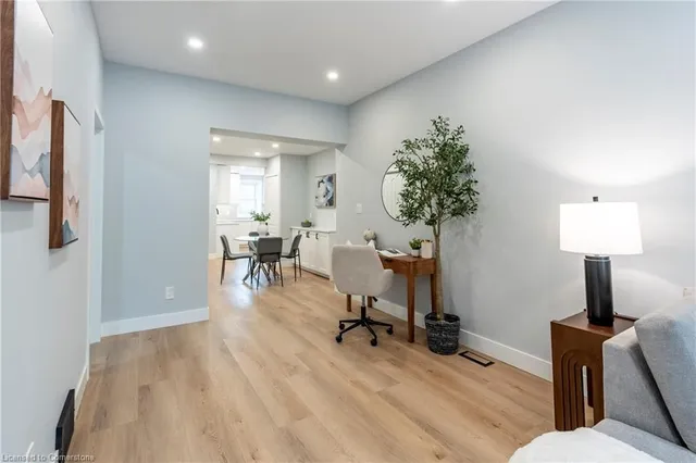 Additional image 9 of 105 Lancaster St