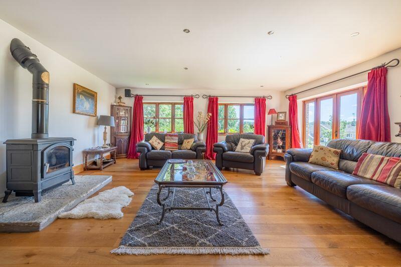 Additional image 7 of Stunning rural home with land near Caste Cary.