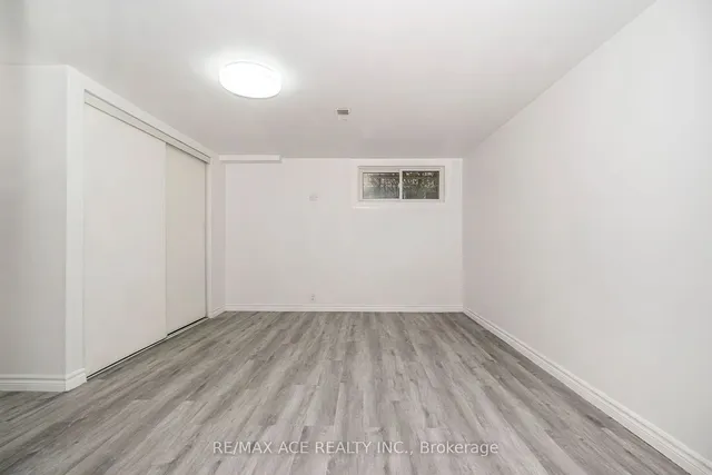 Additional image 30 of 15 Strathavon Dr