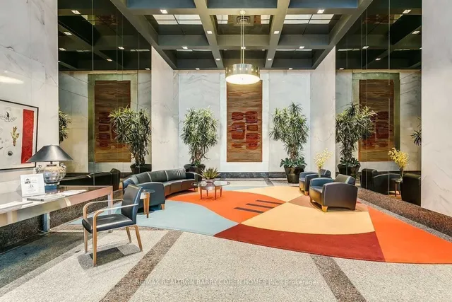 Additional image 4 of 33 Harbour Sq Unit 503