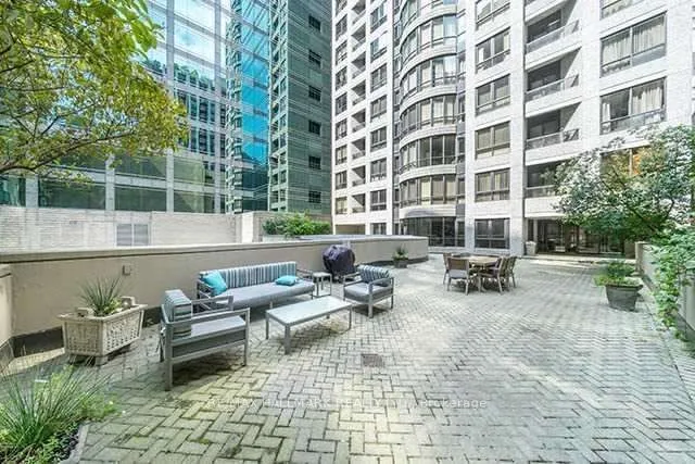 Additional image 25 of 55 Bloor St Unit 1203