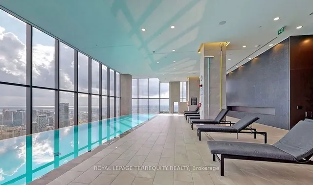 Additional image 17 of 7 Grenville St Unit 3702