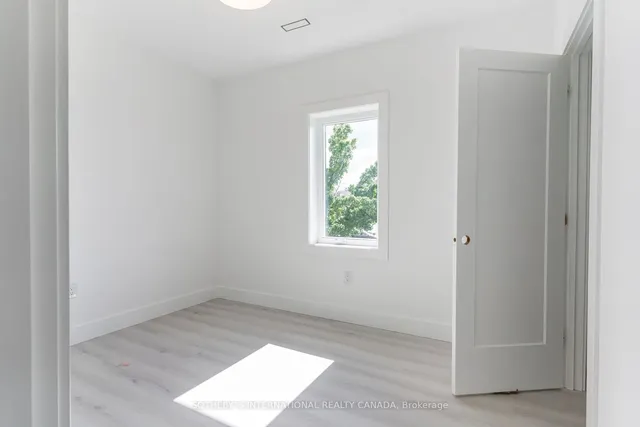 Additional image 12 of 15 Burrard Rd