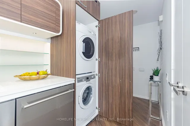 Additional image 22 of 45 Charles St Unit 1002