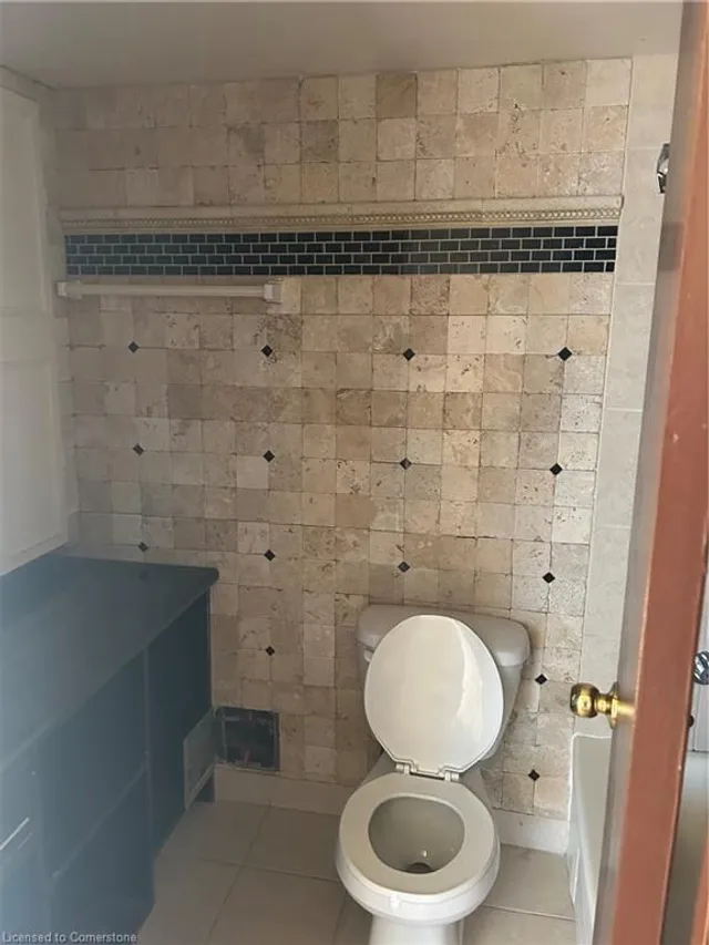 Additional image 12 of 511 The West Mall Unit 1112