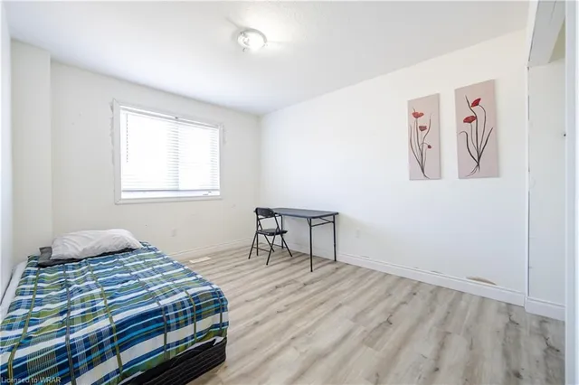 Additional image 25 of 542 Isaiah Cres