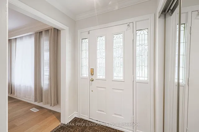 Additional image 38 of 18 West Wareside Rd