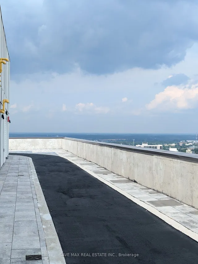 Additional image 24 of 55 Duke St Unit 2309