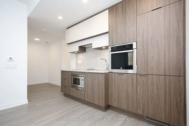 Additional image 10 of 39 Roehampton Ave Unit 2704