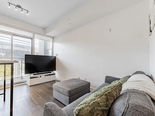 Additional image 17 of 50 Bruyeres Mews Unit 605