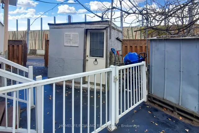 Additional image 37 of 66 Mahoney Ave