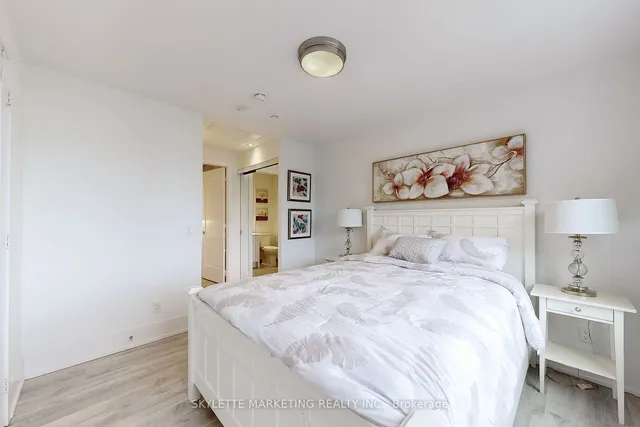 Additional image 15 of 15 Merchants' Wharf Unit 902