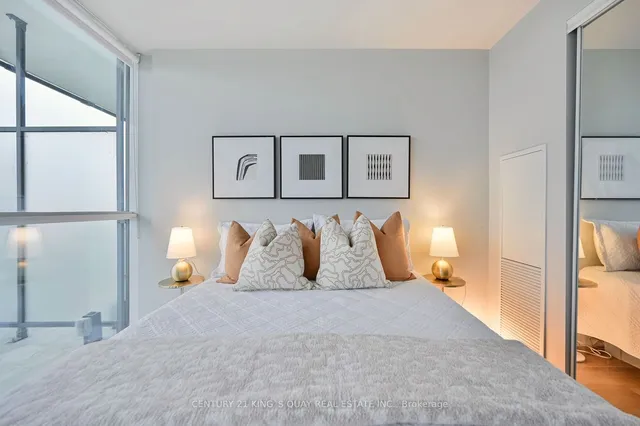 Additional image 25 of 15 Grenville St Unit 5004