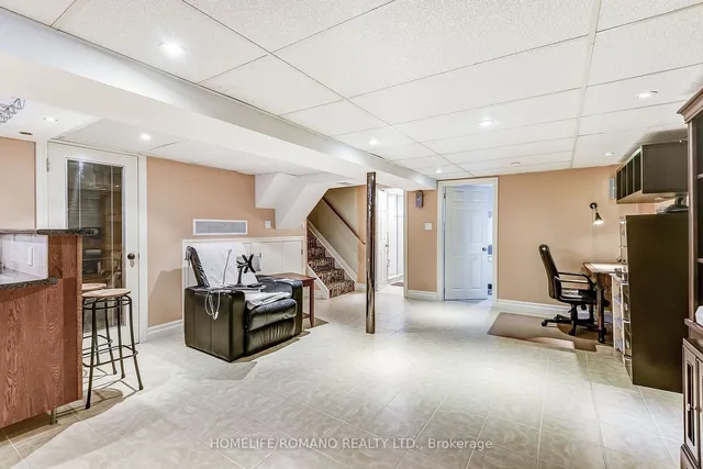 Additional image 12 of 48 Benroyal Cres