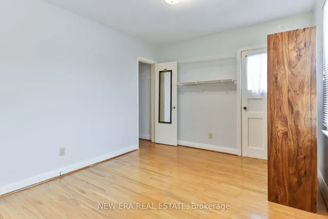 Additional image 20 of 27 Dell Park Ave