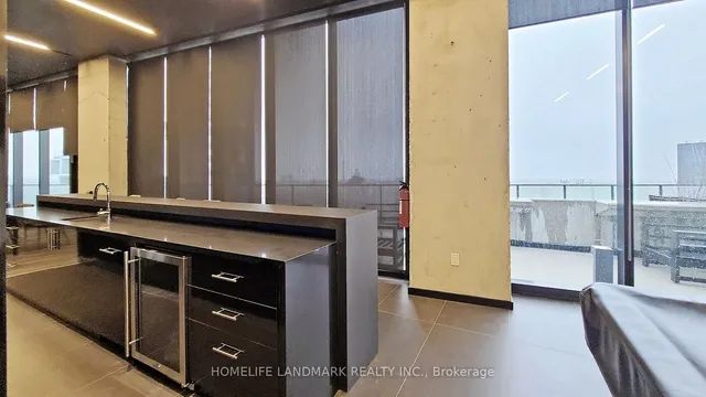 Additional image 34 of 21 Lawren Harris Sq Unit 301