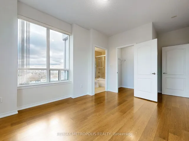 Additional image 9 of 2772 keele st St Unit 807