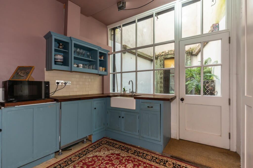 Additional image 4 of Christchurch Street East, Frome, BA11 1QH