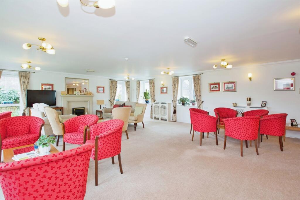 Additional image 14 of Somerton Road, Street