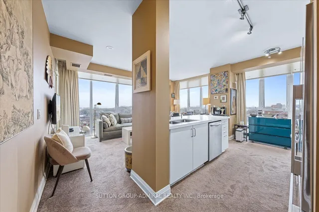 Additional image 28 of 530 St. Clair Ave Unit 508