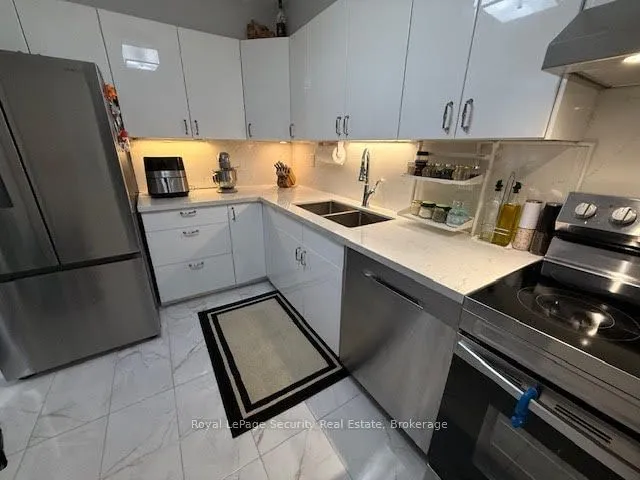 Additional image 8 of 360 Ridelle Ave Unit 901