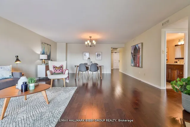 Additional image 6 of 160 Frederick St Unit 803