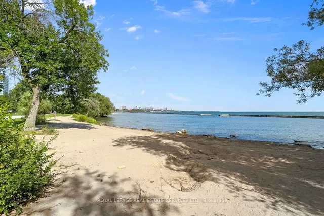 Additional image 19 of 16 Brookers Lane Unit 1804