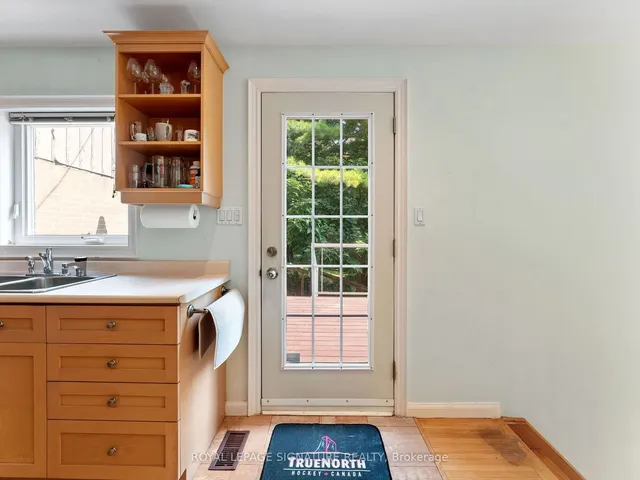 Additional image 13 of 75 Leggett Ave