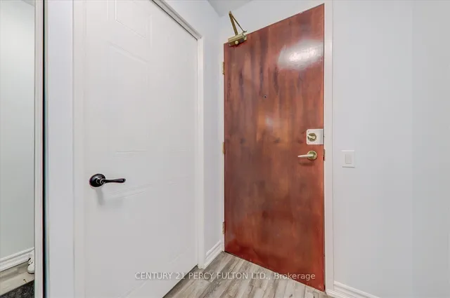 Additional image 6 of 750 Bay St Unit 709