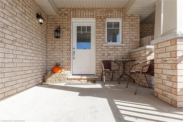 Additional image 4 of 250 Apple Hill Crescent Cres