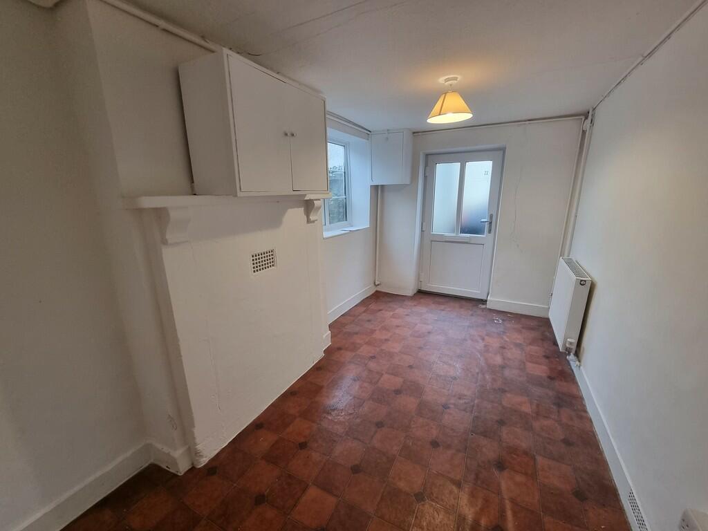 Additional image 5 of North Row, Warminster