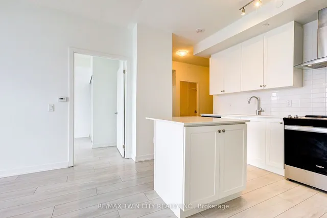 Additional image 19 of 55 Duke St Unit 1701