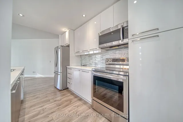 Additional image 9 of 218 Queens Quay Unit 1002