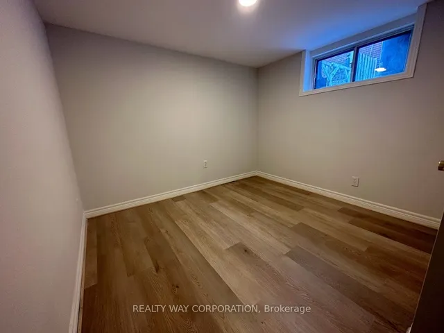 Additional image 12 of 633 sheppard Ave