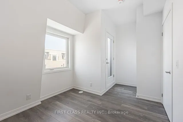 Additional image 26 of 7 Spruce Pines Cres