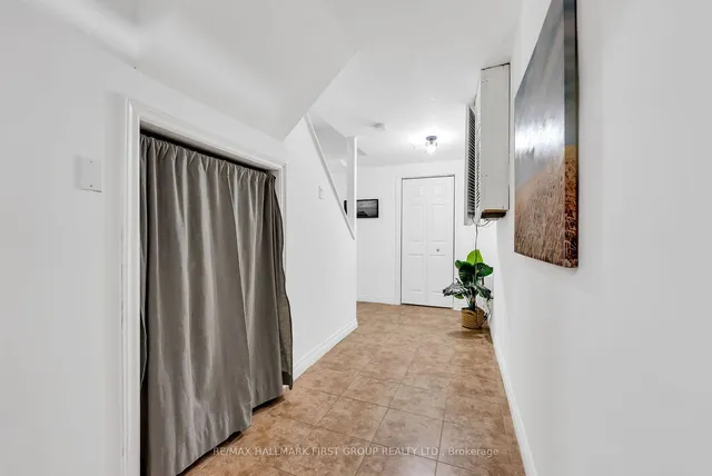 Additional image 34 of 54-175 Trudelle St