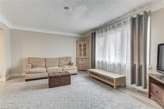 Additional image 24 of 476 Prospect Ave