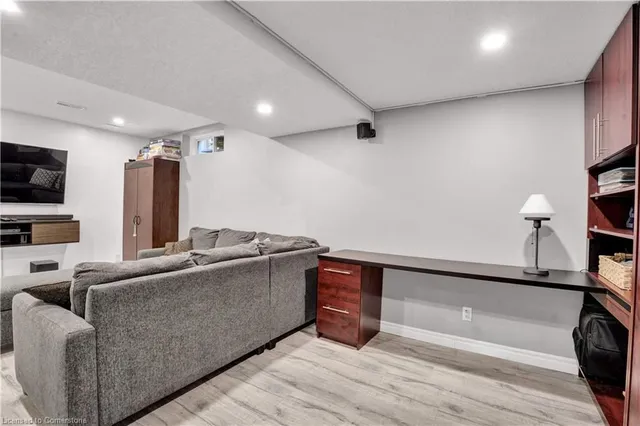 Additional image 33 of 30 Bryan Crt Unit 14