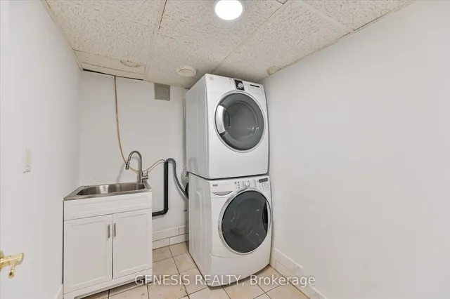 Additional image 29 of 33 Holcolm Rd