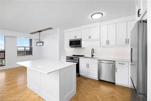 Additional image 7 of 81 Church St Unit 1603