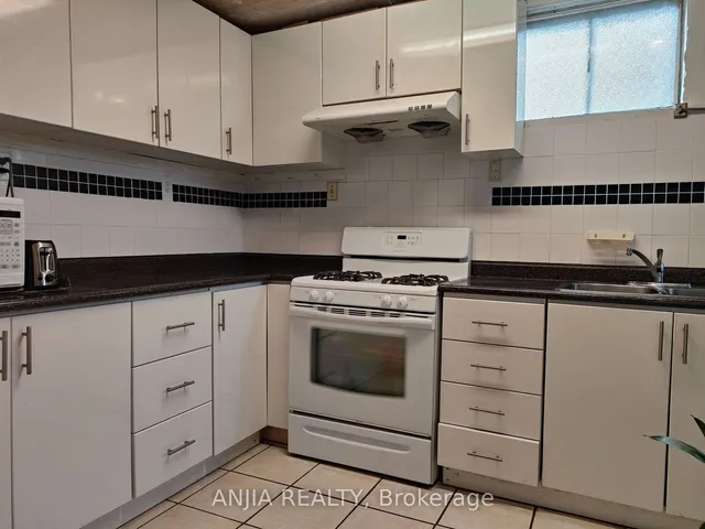 Additional image 16 of 190 Santamonica Blvd