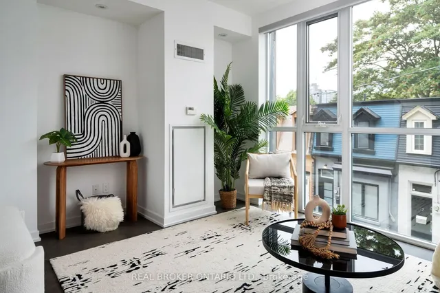 Additional image 9 of 41 Ossington Ave Unit TH1